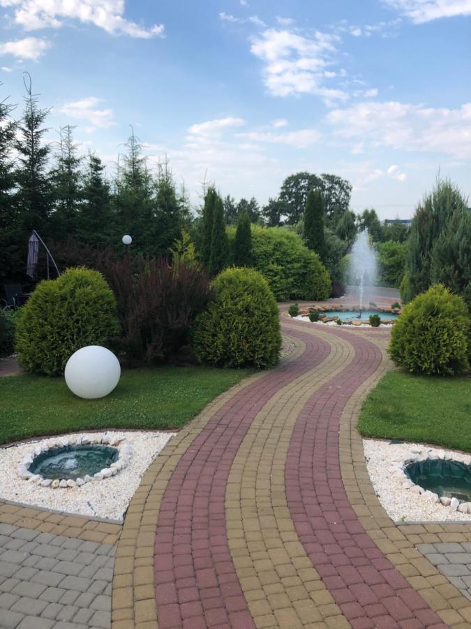 Готель Rezydencja Szmaragdowy Ogrod Константинув-Лодзький Екстер'єр фото